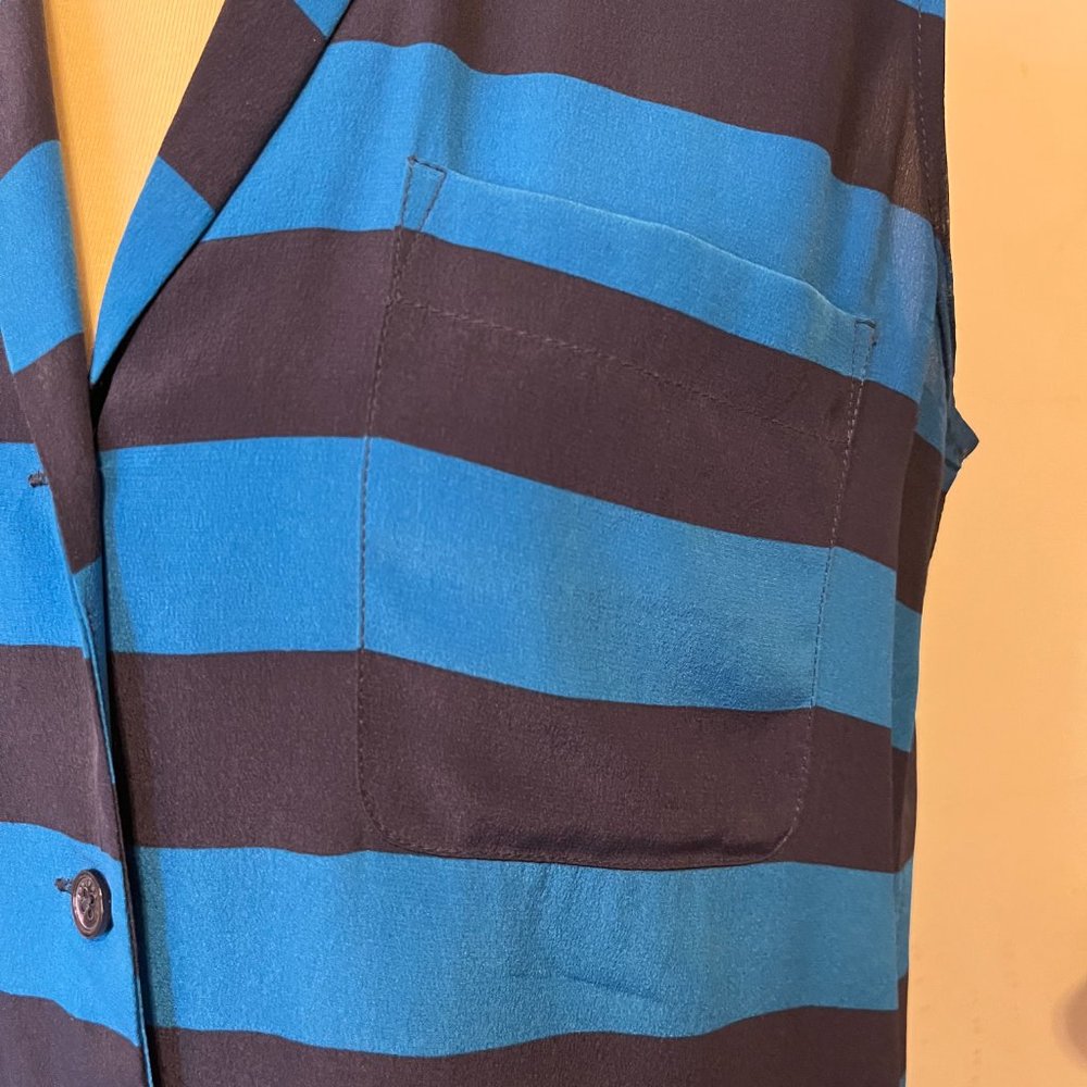 Equipment Silk Sleeveless Blue Top - Picture 3 of 16